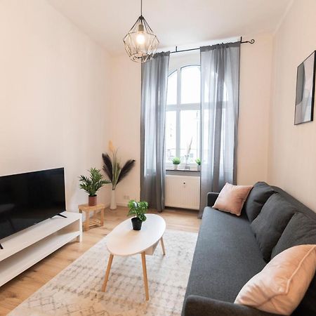 Peter Apartments - Premium Wohnung I 95Qm I 3 Schlafzimmer I Grosses Bad I Kueche I Wohnzimmer I Tv Fulda Zewnętrze zdjęcie